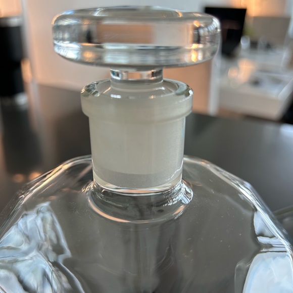 Diamond Decanter Set. Never used - Picture 9 of 9